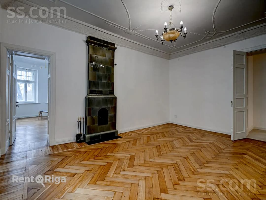 4 istabu dzīvoklis — Lāčplēša 21 — bilde 3