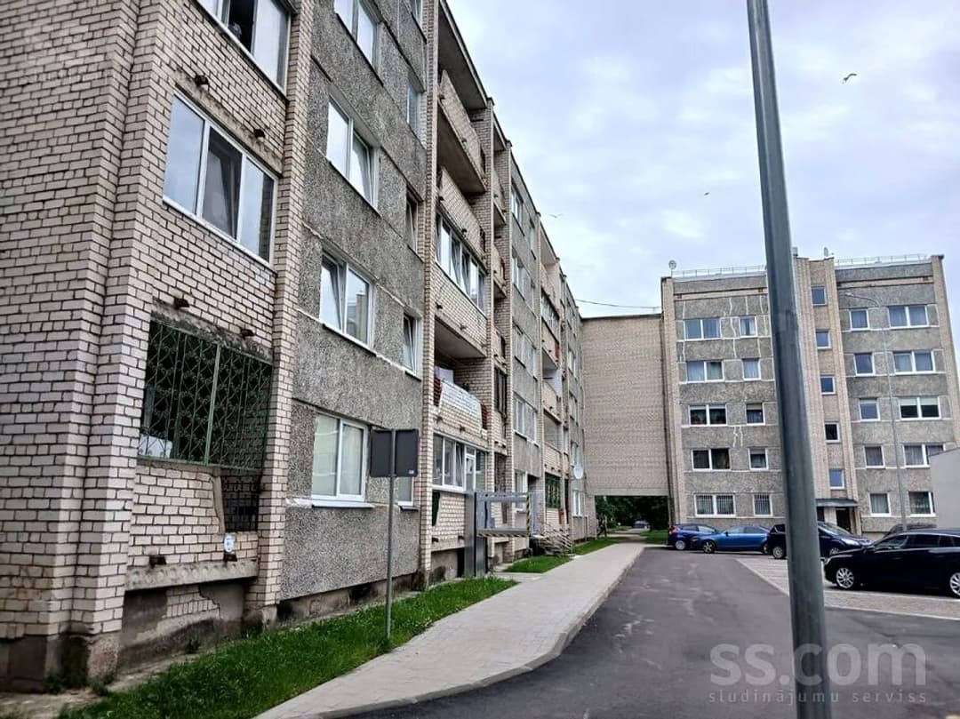 Trīsistabu dzīvoklis — Миера 64 7 — bilde 2