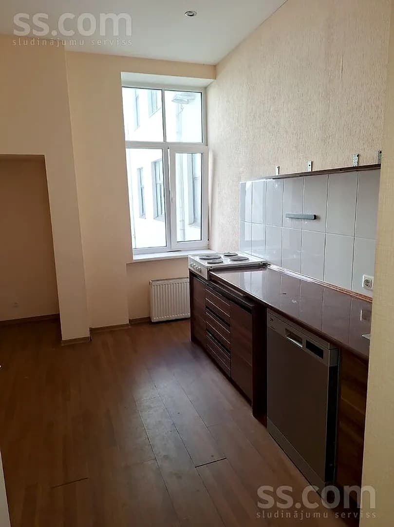Trīsistabu dzīvoklis — Antonijas 24 — bilde 3