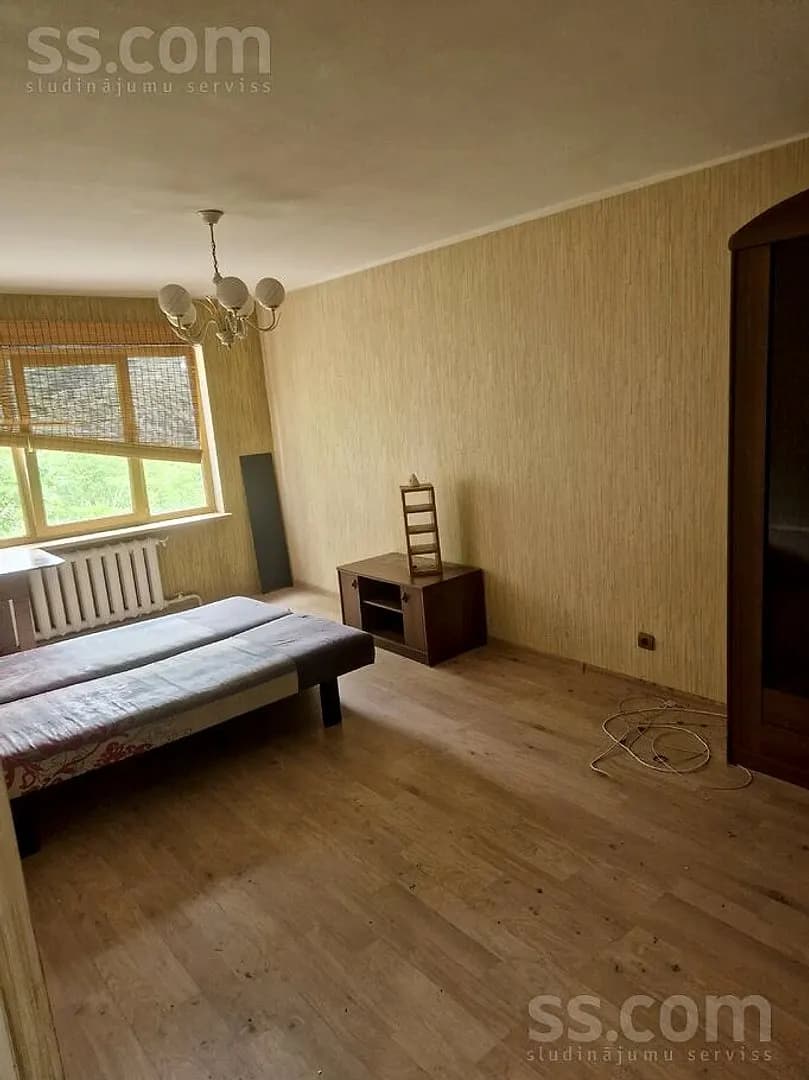 Divistabu dzīvoklis — Latgales 250/75