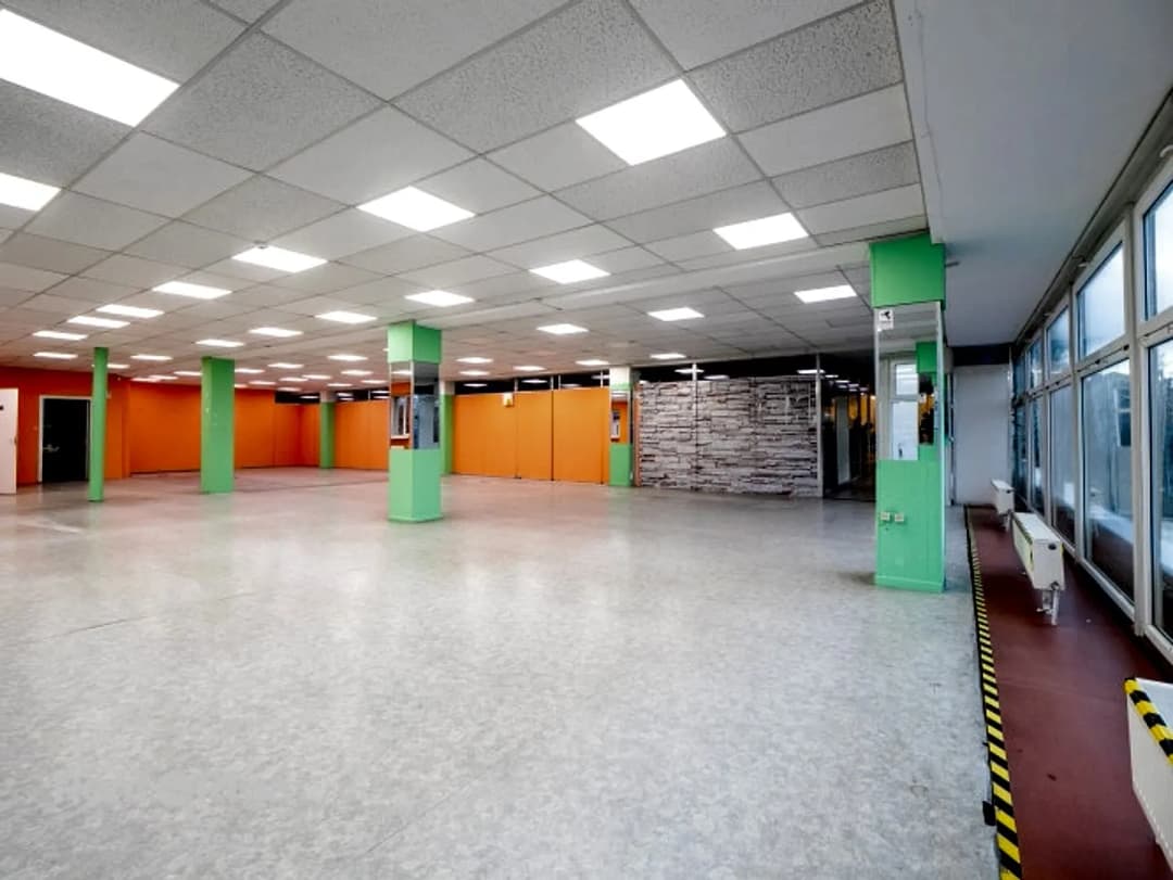 Izīrē komerctelpas tirdzniecības centrā Maxima, Ziepniekkalnā. Piedāvājam nomai — bilde 4