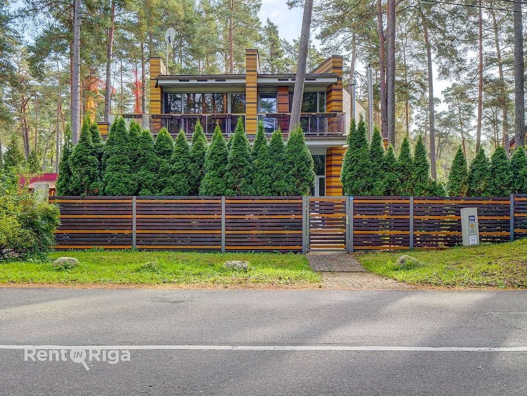Dzintara, Daugavgrīva