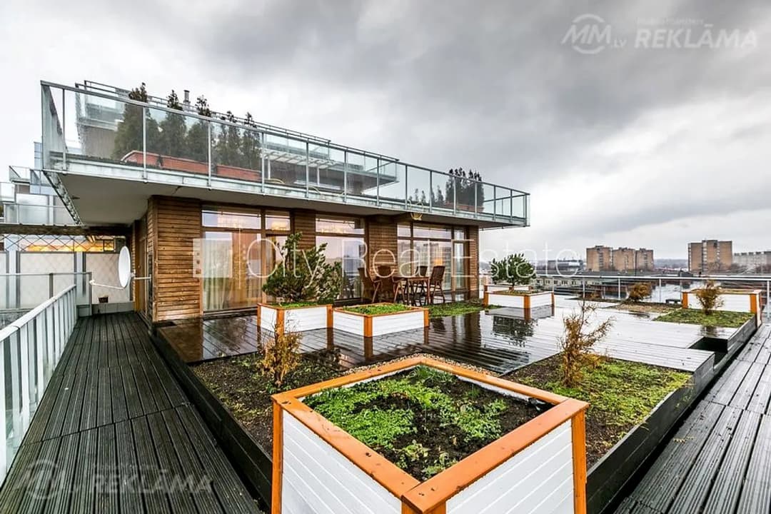 Dzīvoklis Rīgā, Centrā, 280 м², 3 ist., 8 stāvs