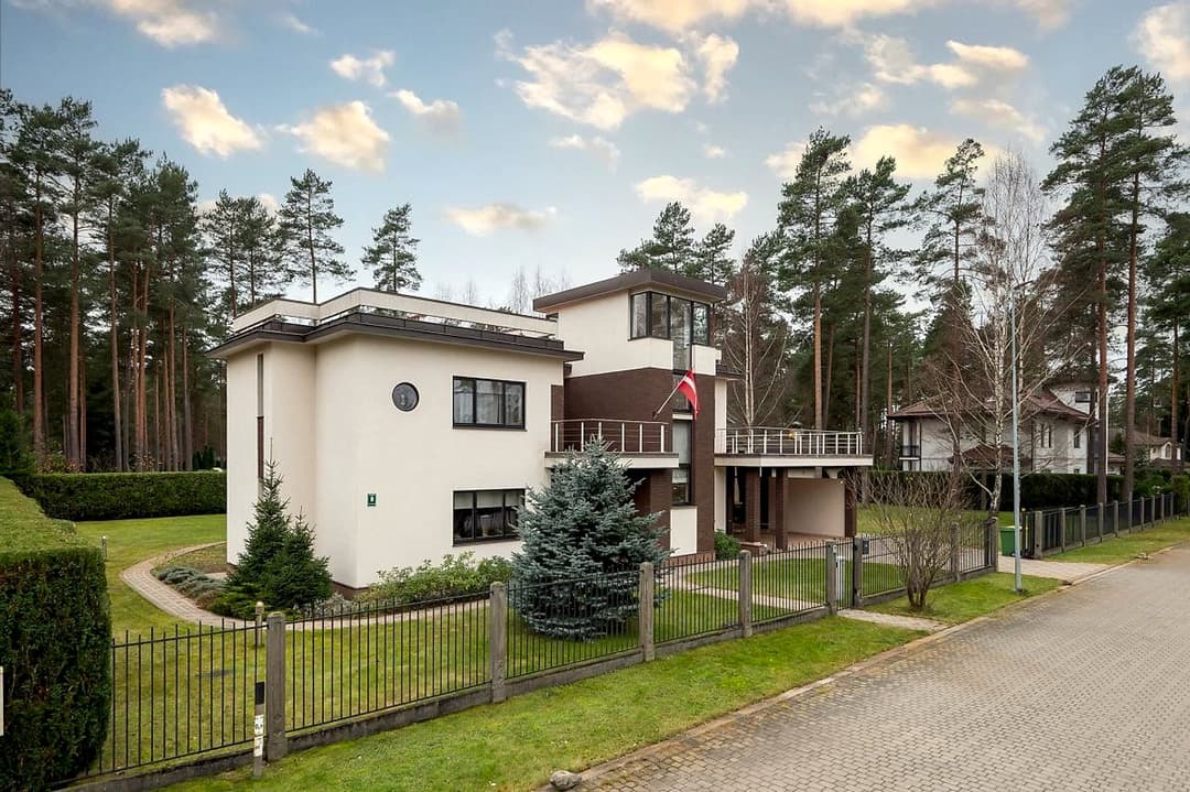5-ist. Māja, 478㎡ - Ropažu novads — bilde 2