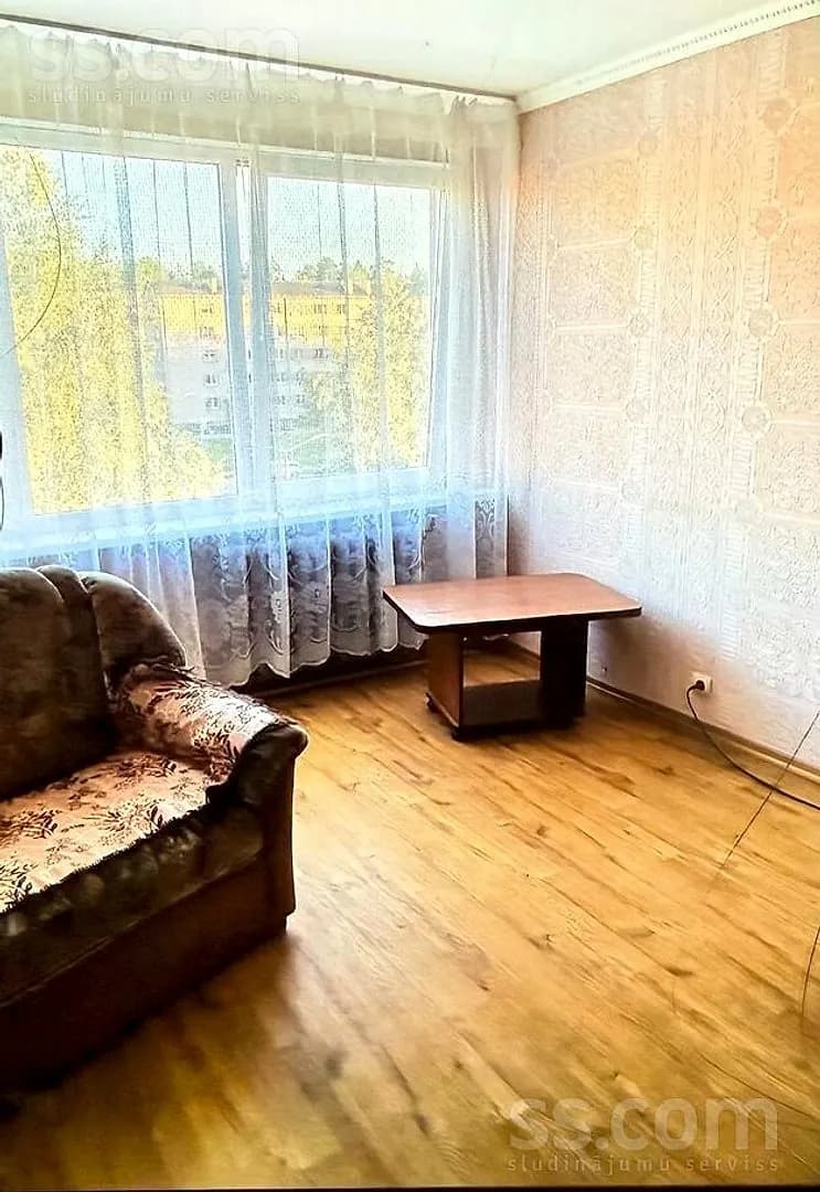 Divistabu dzīvoklis — Maija 3