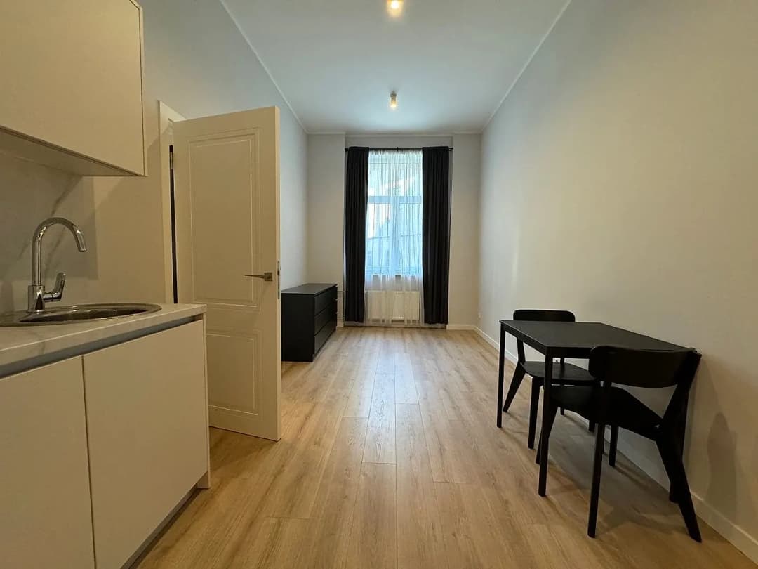 Elizabetes 89, Centrs