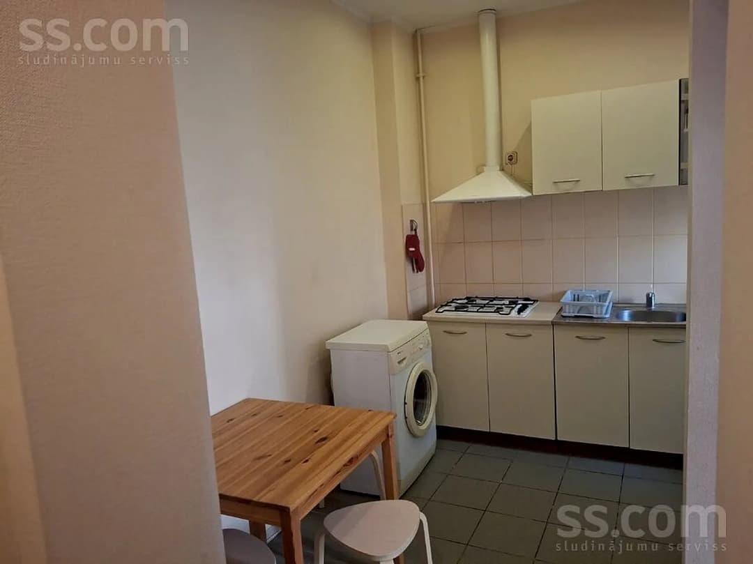 Divistabu dzīvoklis — Bulduru prospekts 28 — bilde 2