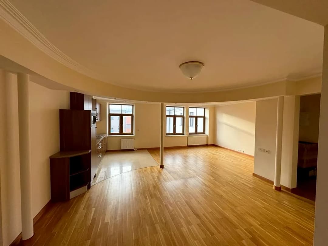 5-ist. Dzīvoklis, 138㎡ - Rīga, Centrs