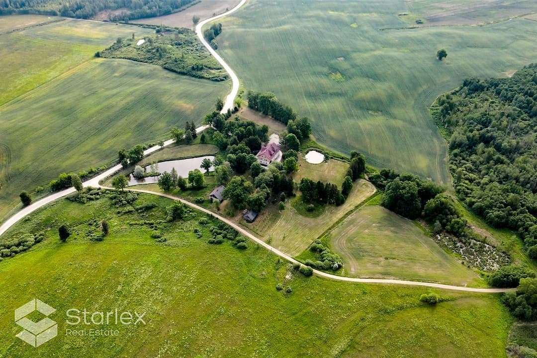 28-ist. Māja, 953㎡ - Valkas novads, Zvārtavas pagasts