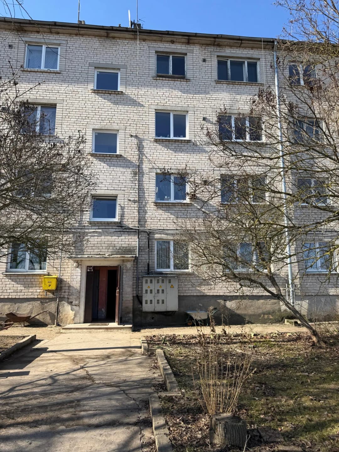 Divistabu dzīvoklis — Jelgavas nov.