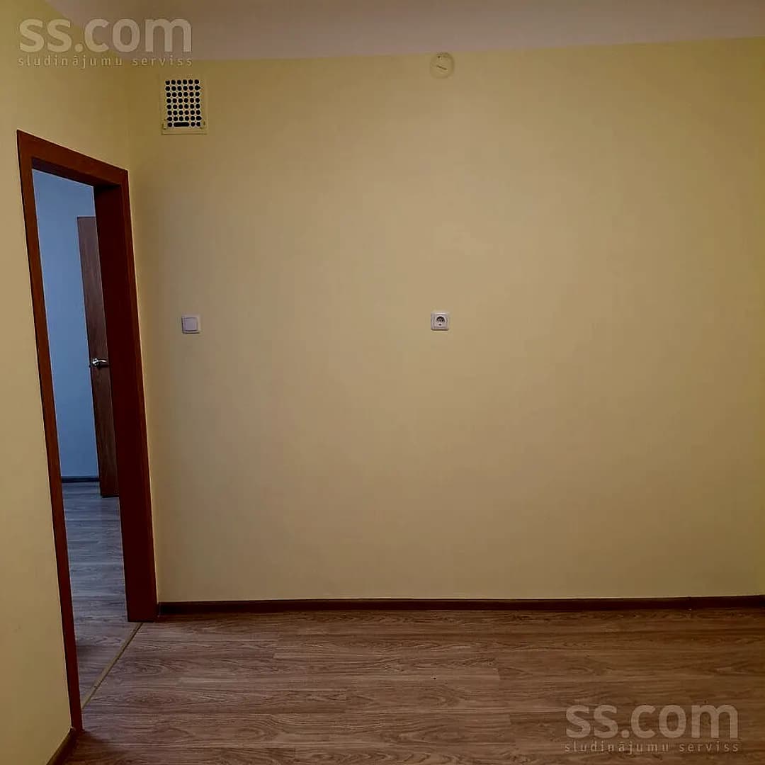 Trīsistabu dzīvoklis — Raunas 17b — bilde 3