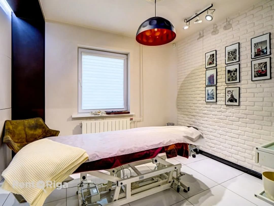 Dzīvoklis ar privātu ieeju! Šobrīd skaistumkopšanas salons, kuru bez lieliem ieguldījumiem — bilde 4