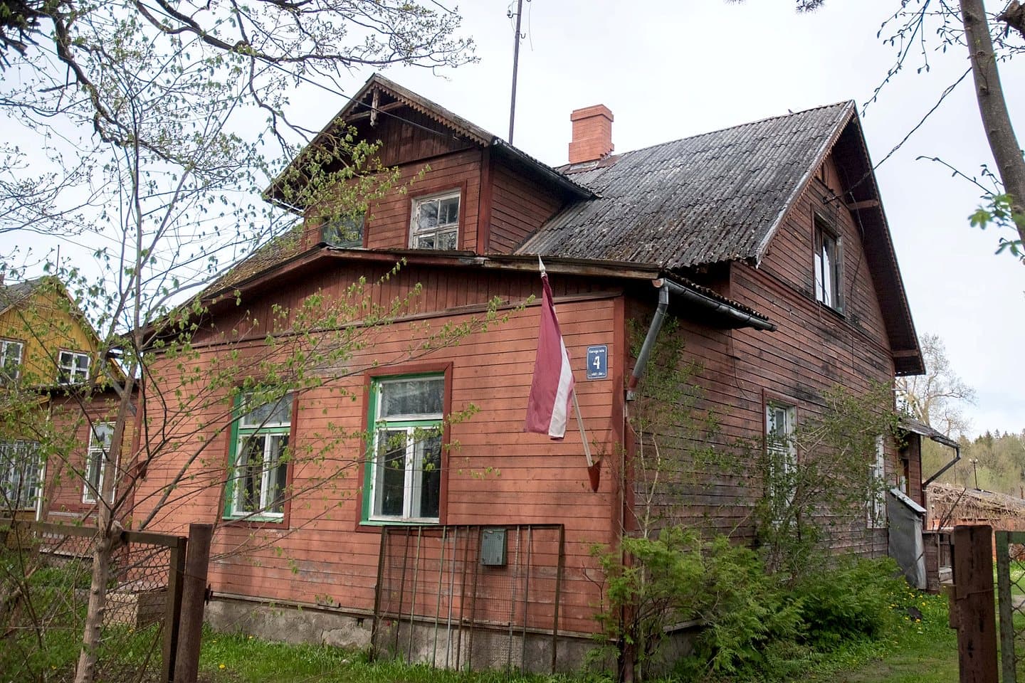 Pārdod māju 185 m2 ar zemesgabalu 2399 m2 Jūrmalā , Ķemeros — bilde 3