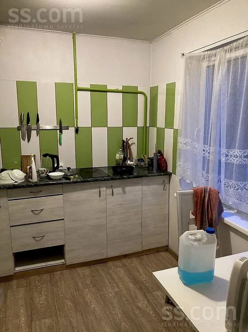 Divistabu dzīvoklis — Bērzu iela 1 8 — vēl bildes