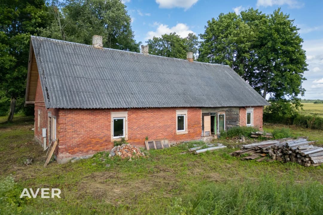 Māja Valmieras novadā