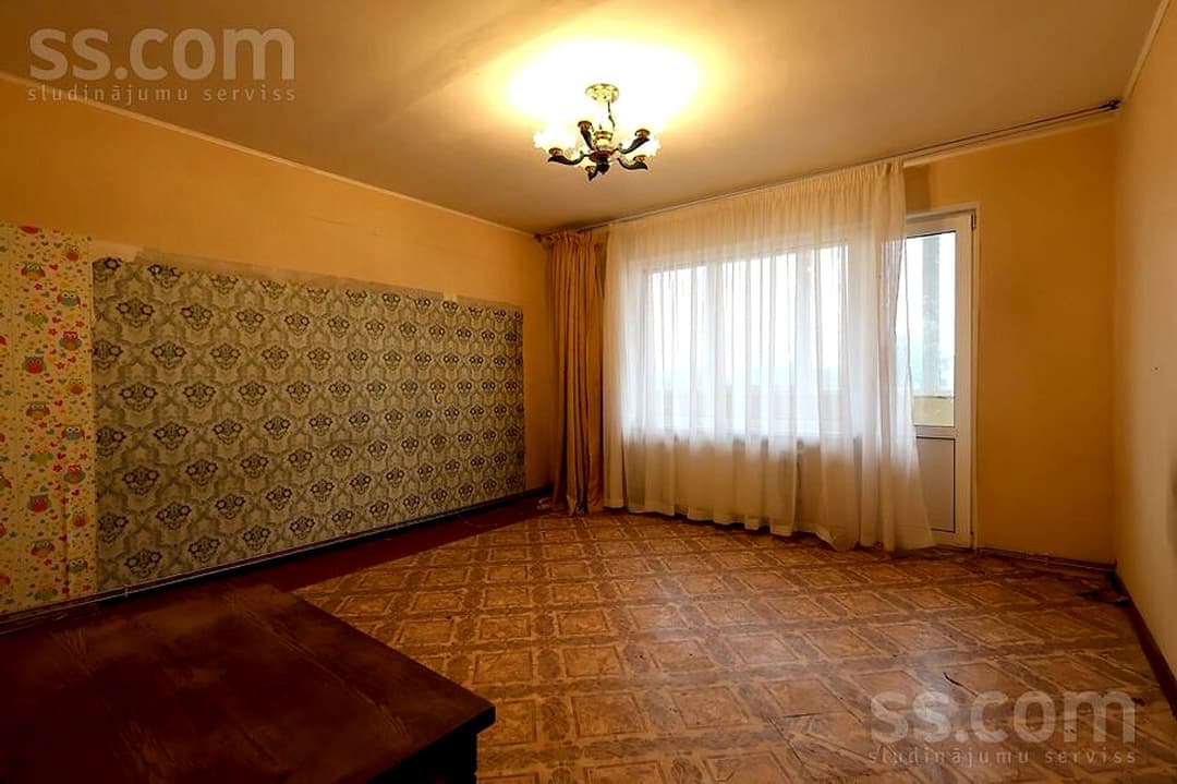 Divistabu dzīvoklis — Celtnieku iela 40