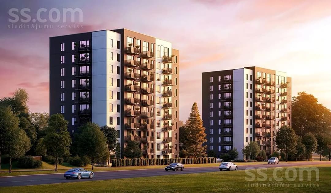 4 istabu dzīvoklis — Eizenšteina 47