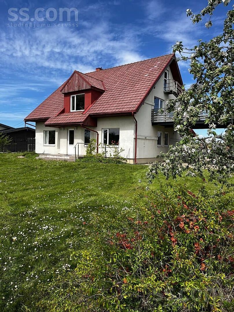 Māja — Griezes 10