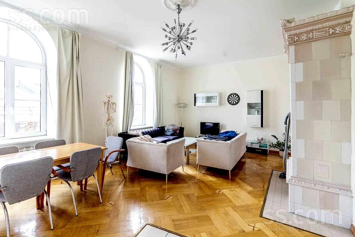 4 istabu dzīvoklis — M. Smilšu 12