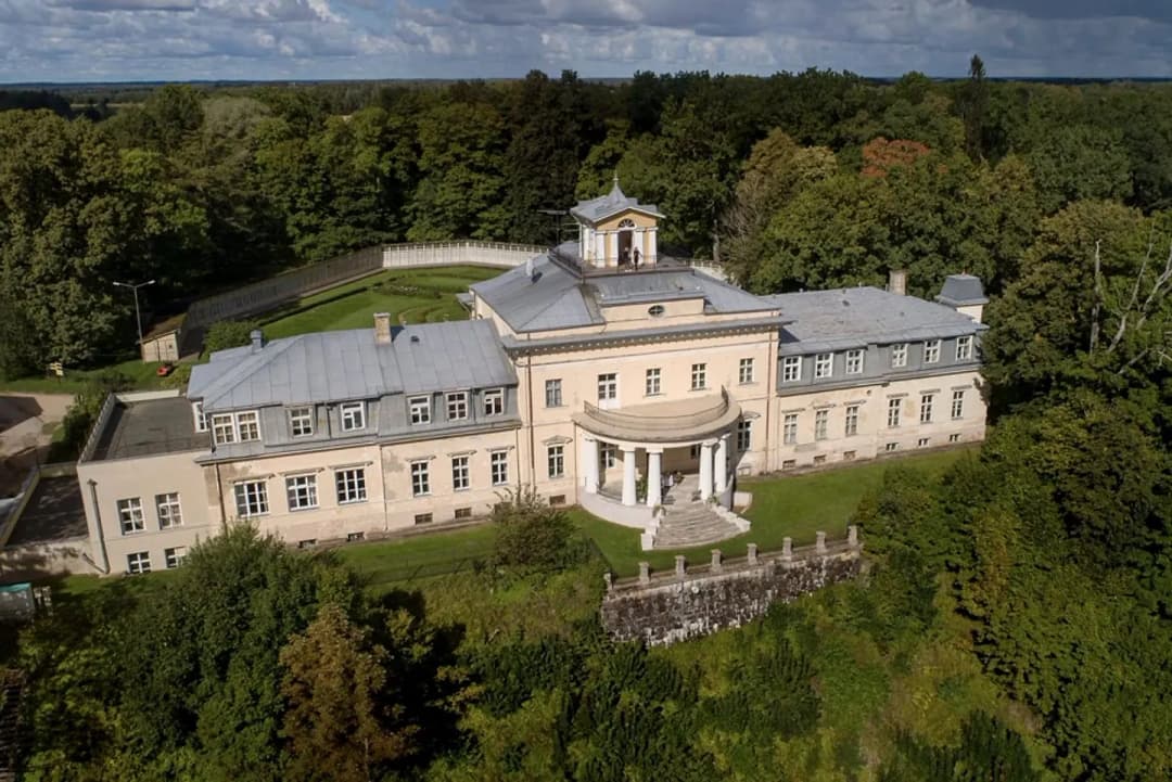 30-ist. Telpas, 10000㎡ - Siguldas novads, Sigulda — bilde 2