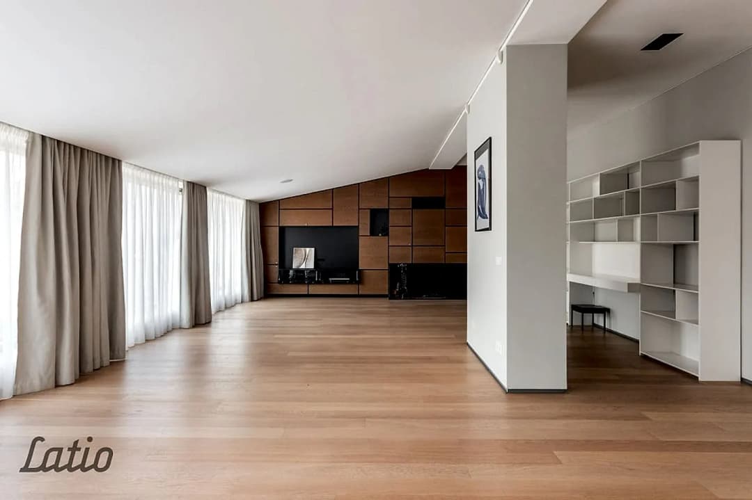 Izīrē ekskluzīvu penthouse apartamentu Kalpaka bulvārī 9
Modernai un komfortablai dzīvei — vēl bildes