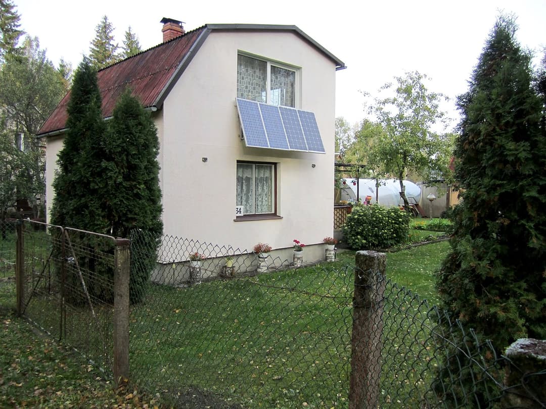 3-ist. Māja, 70㎡ - Sventes pagasts, Pērlīte
