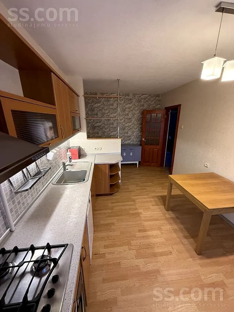 4 istabu dzīvoklis — Slokas 183 — bilde 2
