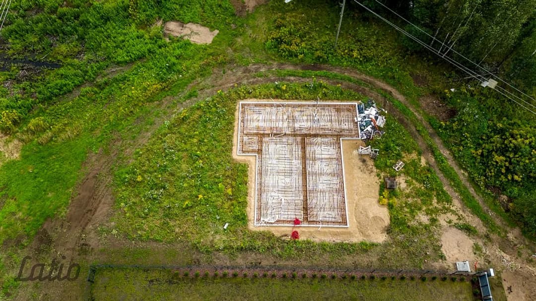 Pārdod zemesgabalu ar vienstāvu privātmājas projektu (ir būvatļauja) un pamatiem - ir — bilde 4