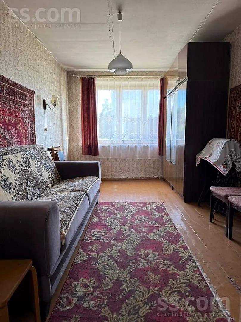 Divistabu dzīvoklis — Alejas iela 33 1