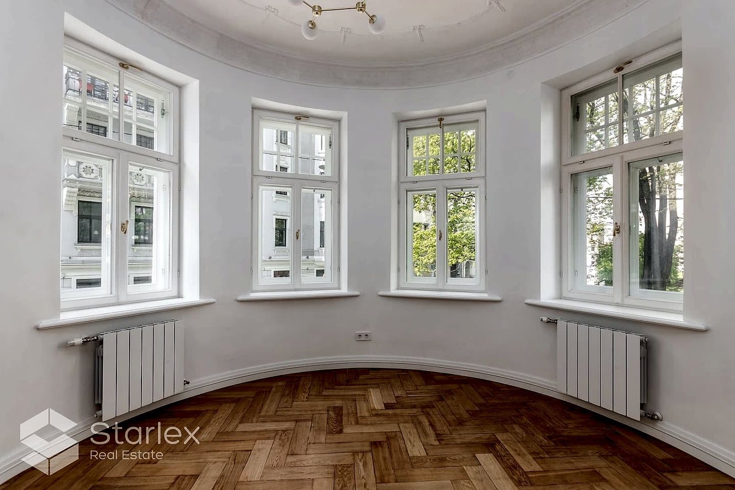 4-ist. Dzīvoklis, 104㎡ - Rīga, Centrs