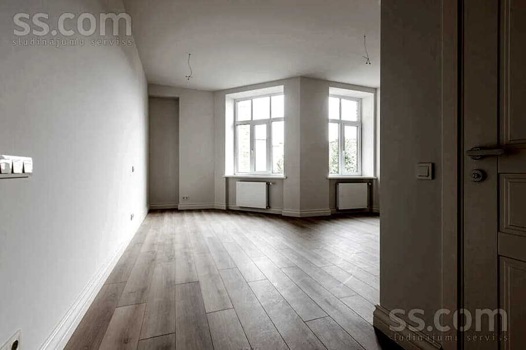 Divistabu dzīvoklis — Lāčplēša 36