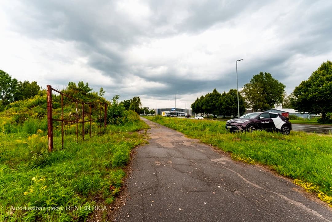 Iespēja realizēt automazgātuves projektu iegādei pieejamas apbūves tiesības zemesgabalam