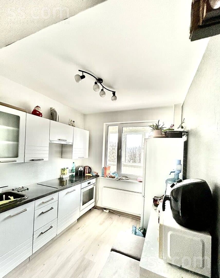 Trīsistabu dzīvoklis — Brīvības gatve 281 — bilde 4
