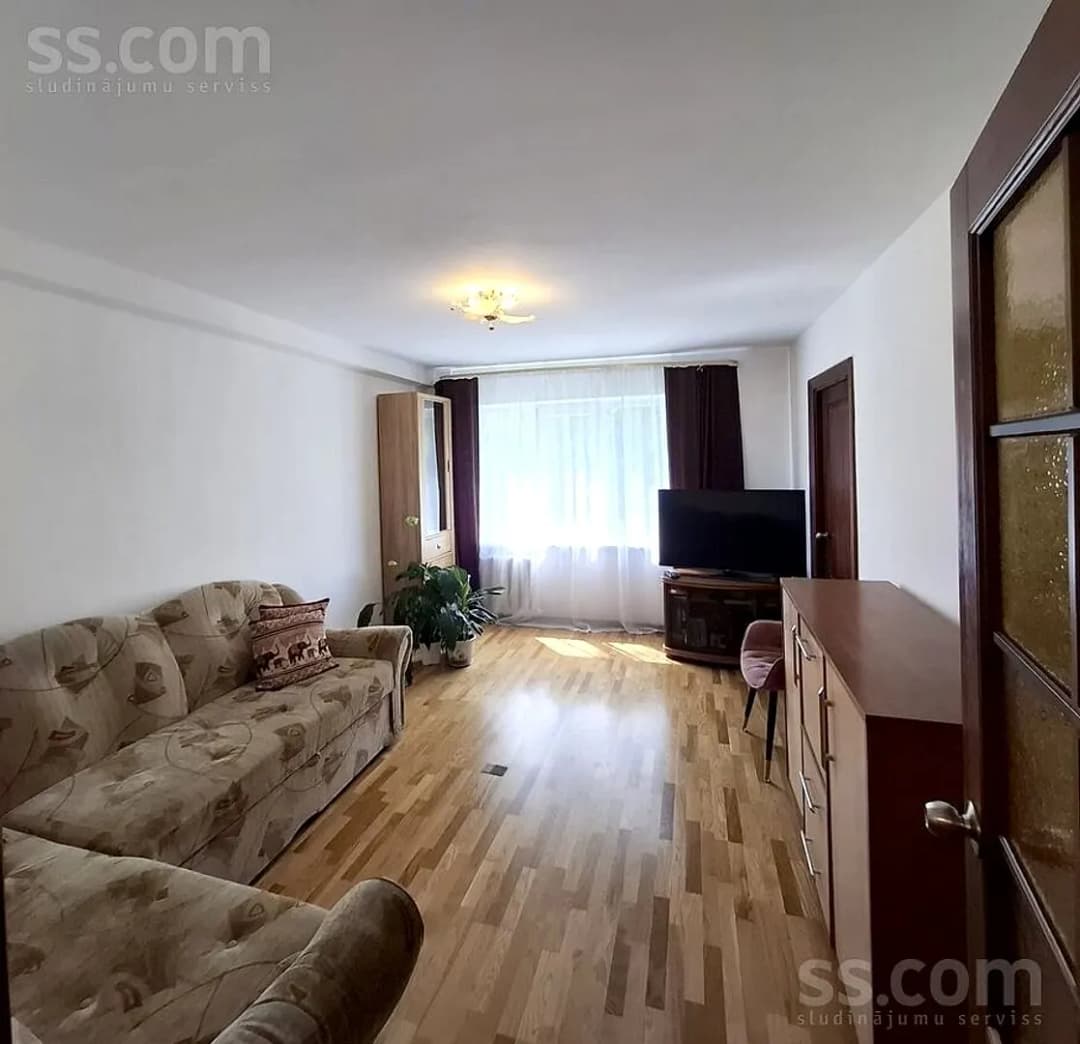 Trīsistabu dzīvoklis — Latgales 279 k-4