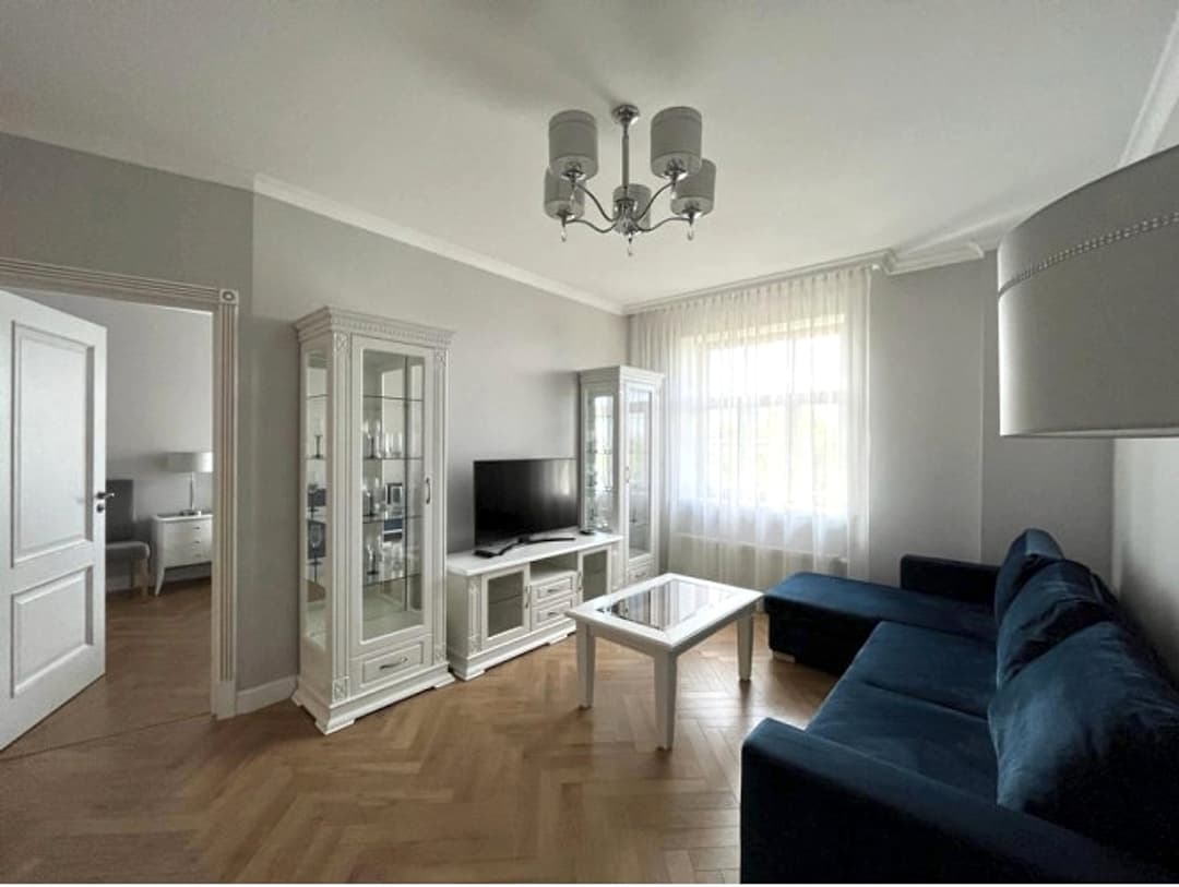 Piedāvājam ekskluzīvus 2-istabu apartamentus Rīgas centrā, jaunā rekonstruētā projektā — bilde 4