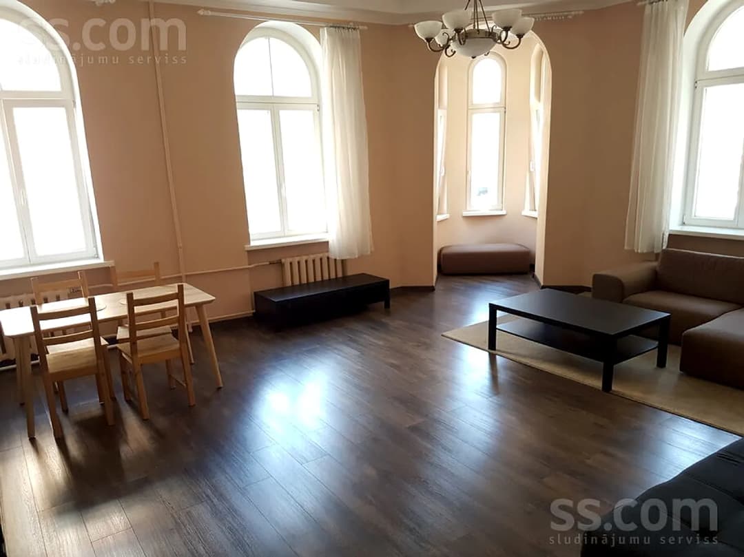 4 istabu dzīvoklis — Brīvības 110 — bilde 4