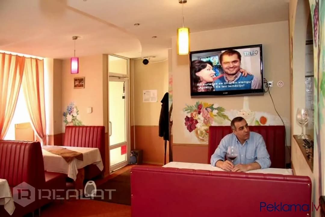 Izīrē plašas puspagraba stāva telpas pašā Rīgas centrā. Bijušā naktskluba telpas ar lielu — bilde 4
