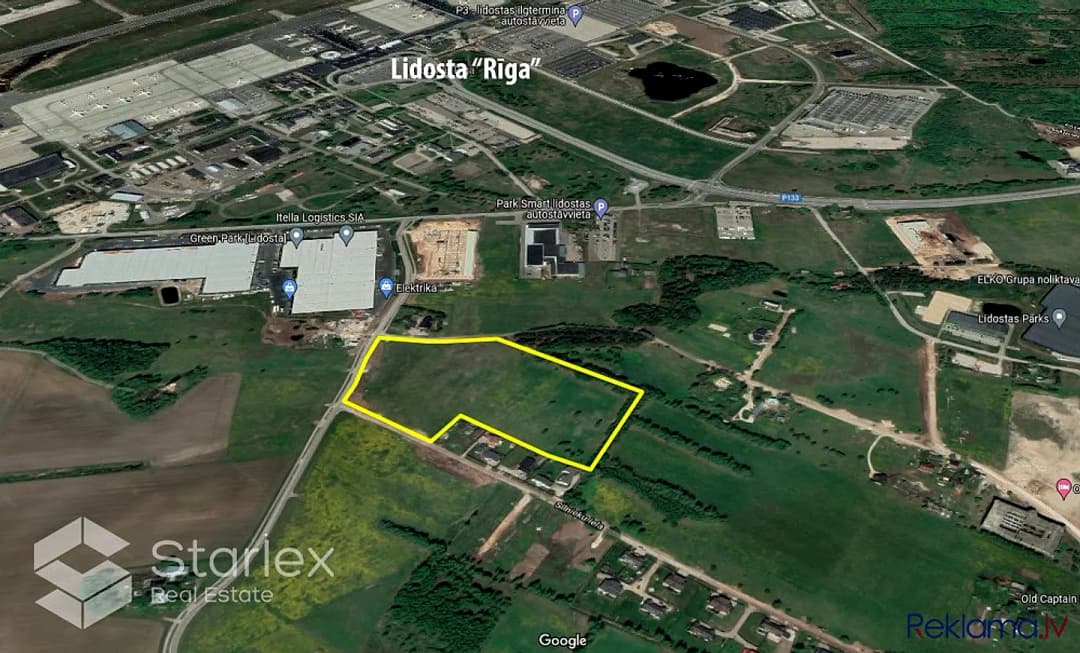 Tiek iznomātas medicīnas/tirdzniecības telpas ar kopējo platību 400m2 otrajā stāvā.