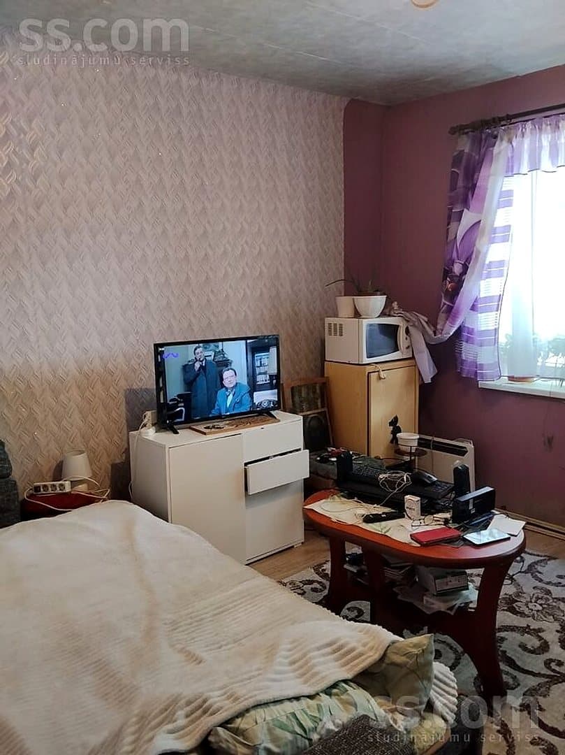 Vienistabas dzīvoklis — Zirgu iela 13 — vēl bildes