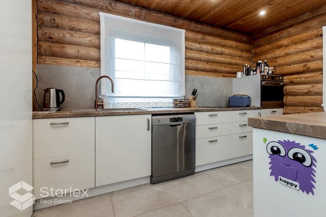 7-ist. Māja, 270㎡ - Salaspils novads, Salaspils pagasts — bilde 2