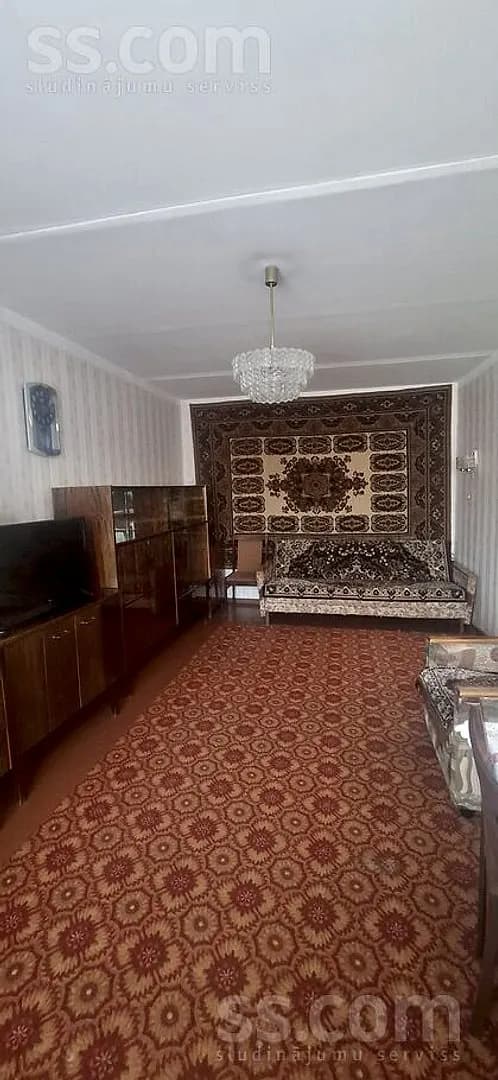 Divistabu dzīvoklis — Asteru iela 8