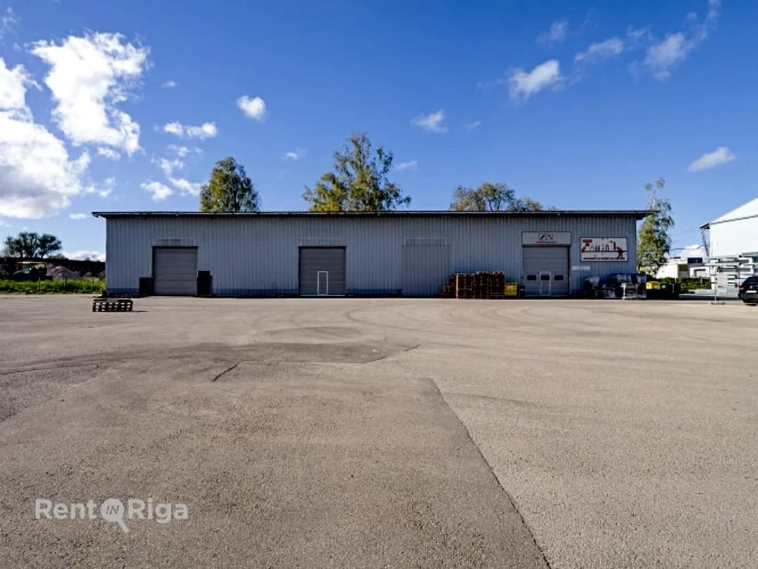 Ilgtermiņa nomai tiek piedāvātas neapkurināmas, sausas noliktava telpas Ganību dambī 25D. + — bilde 3