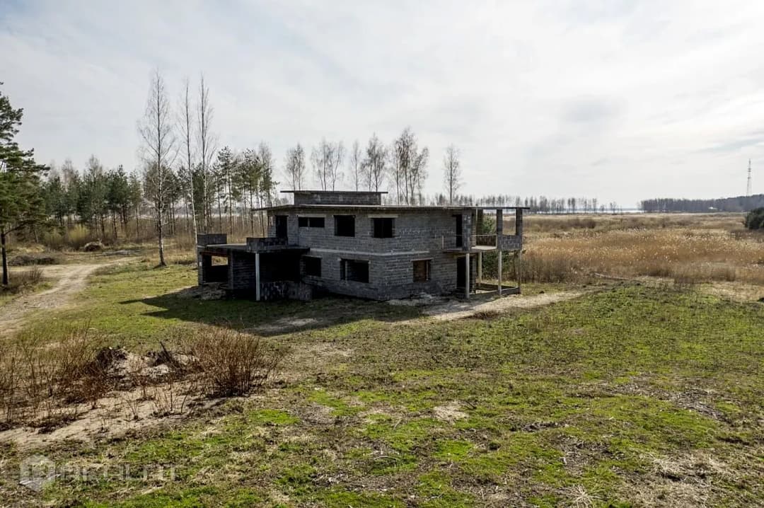 7-ist. Māja, 300.00㎡ - Mārupes novads, Salas pagasts