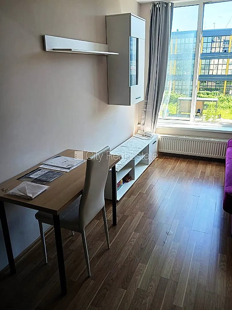 Šo dzīvokli izīrē pa diennaktīm (īstermiņa īre), īres cena sludinājumā norādīta par — bilde 2