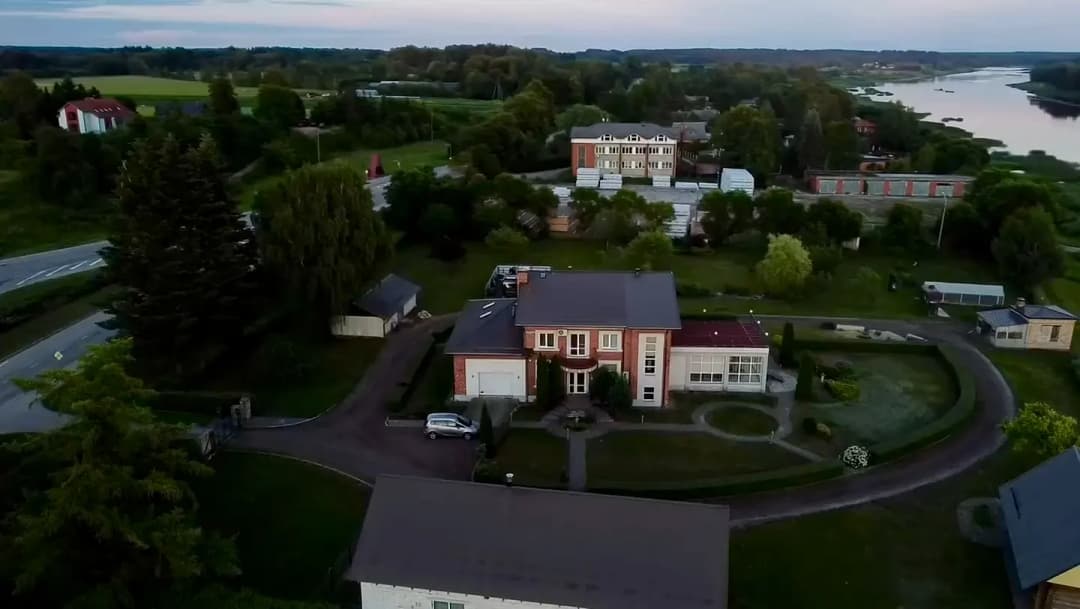 7-ist. Māja, 600㎡ - Jēkabpils novads, Jēkabpils