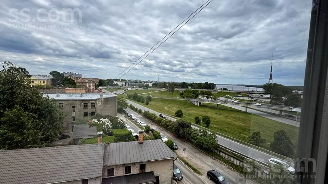 Divistabu dzīvoklis — Lastādijas 48а
