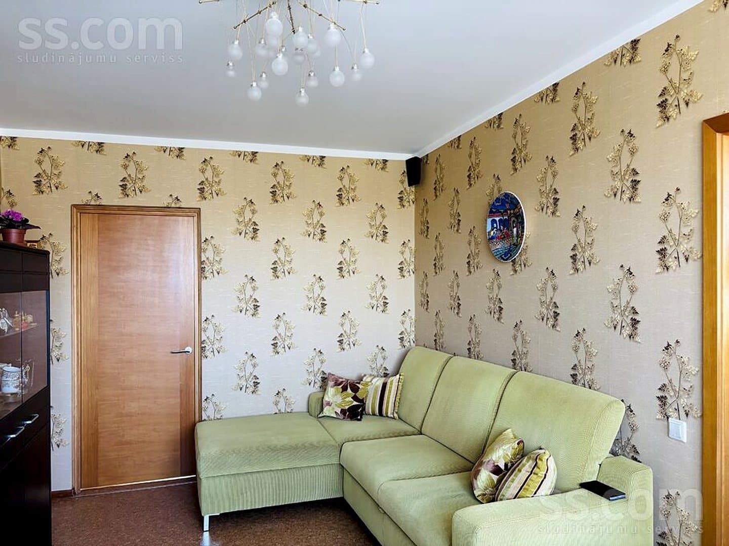 4 istabu dzīvoklis — Rigondas g. 10