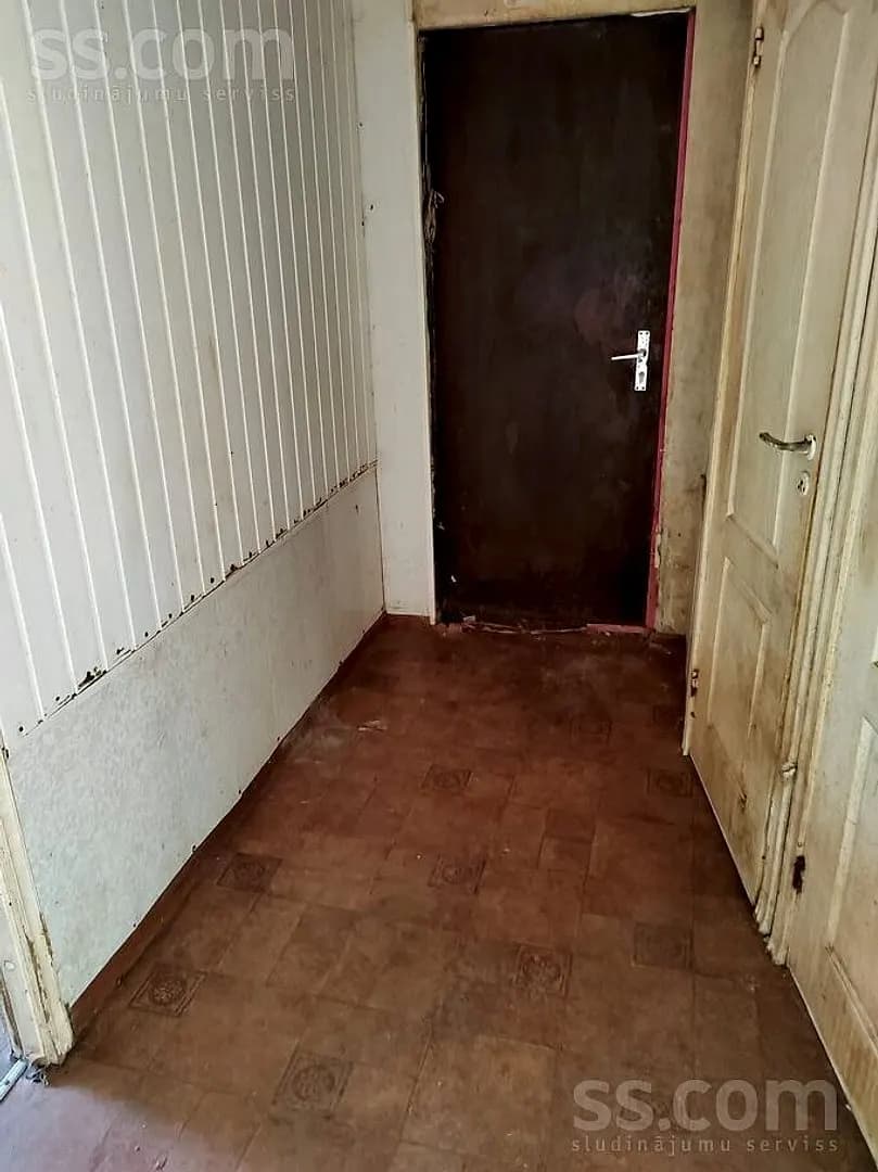 Trīsistabu dzīvoklis — Ķieģeļu iela 13b