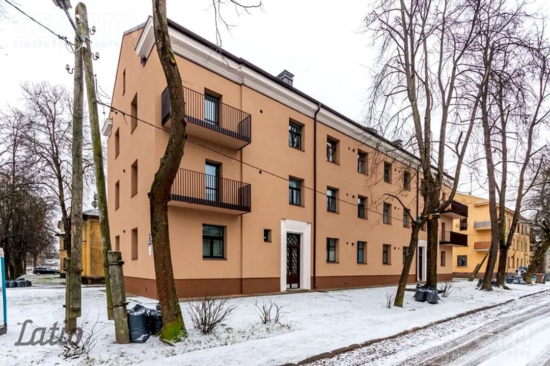 6 istabu dzīvoklis — Vijciema 16 — bilde 2