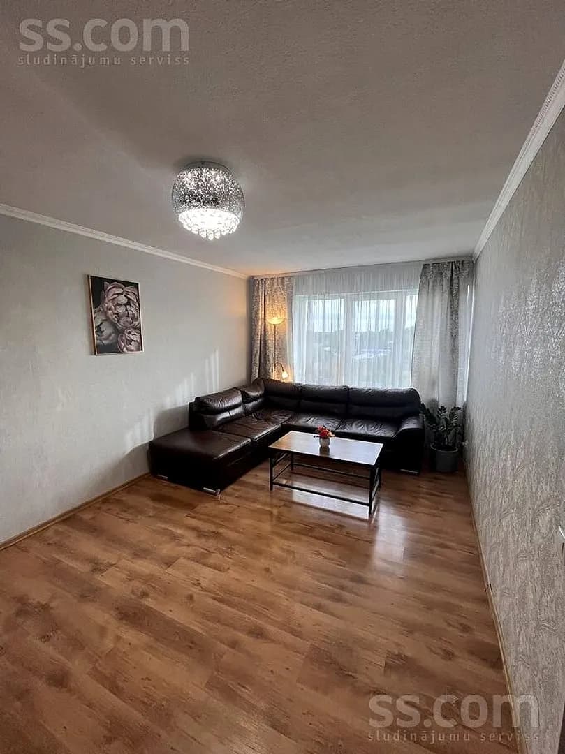 Divistabu dzīvoklis — Rīgas iela 41a — vēl bildes